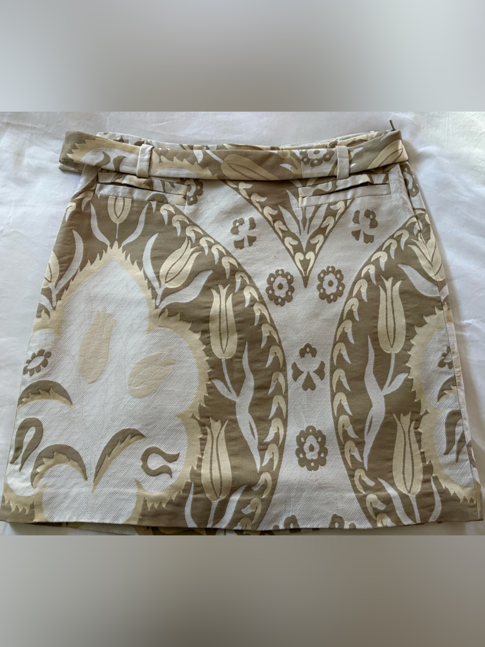 Vintage Hugo Boss Beige and Cream Patterned A-Line Skirt with Belt